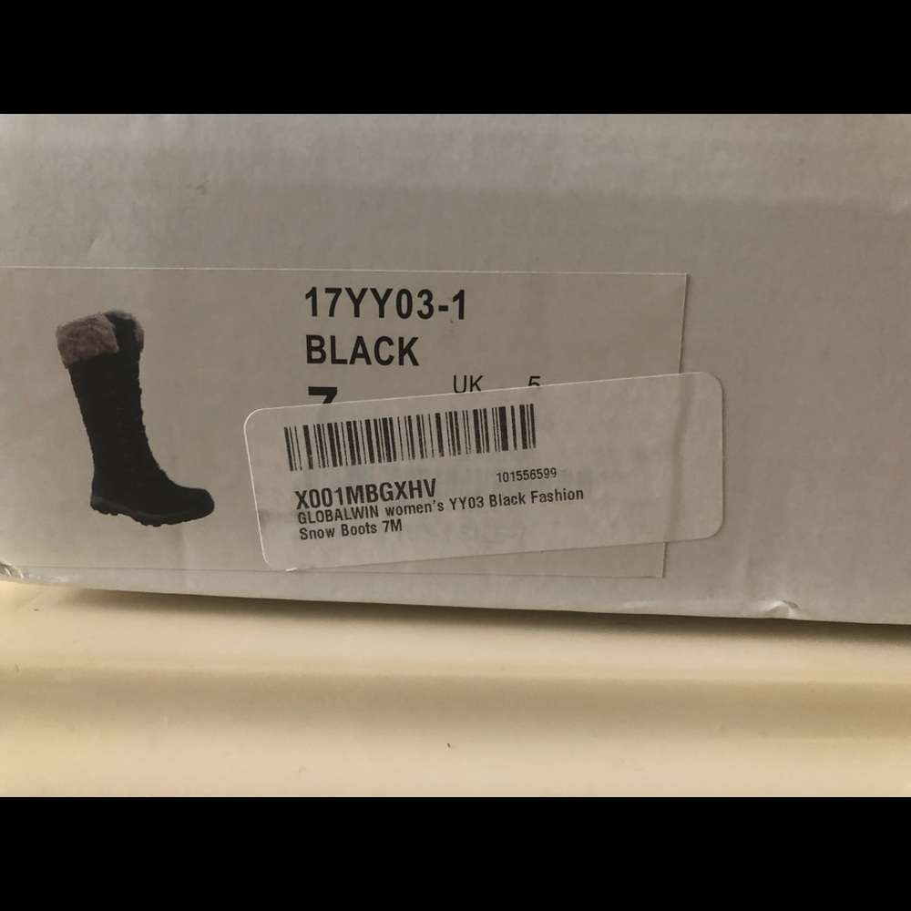 Boots - Picture 6 of 6